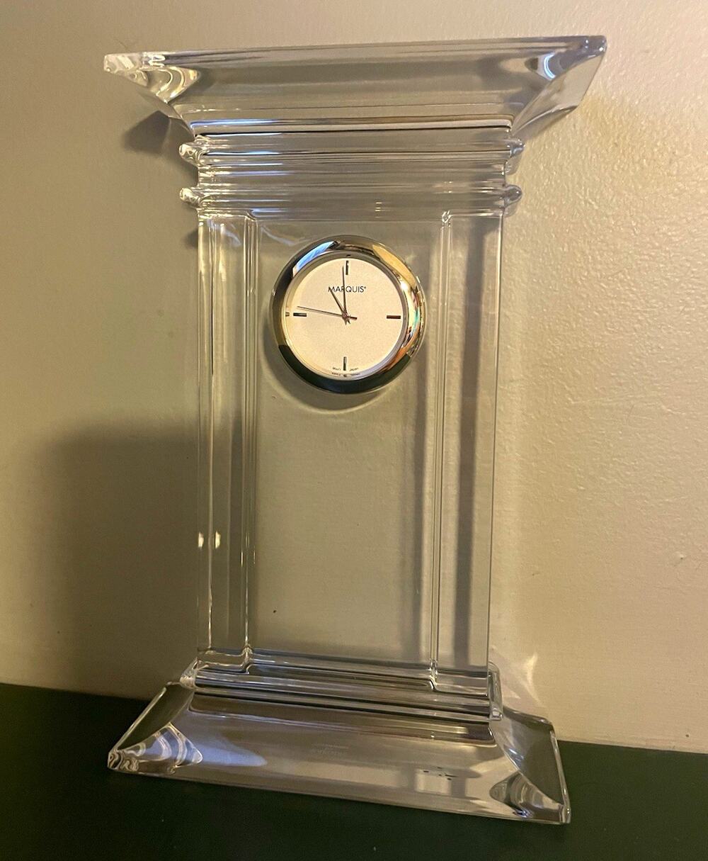 Marquis Clear Crystal Rectangular Desk Clock Analog Non-Numeric Marks 8”